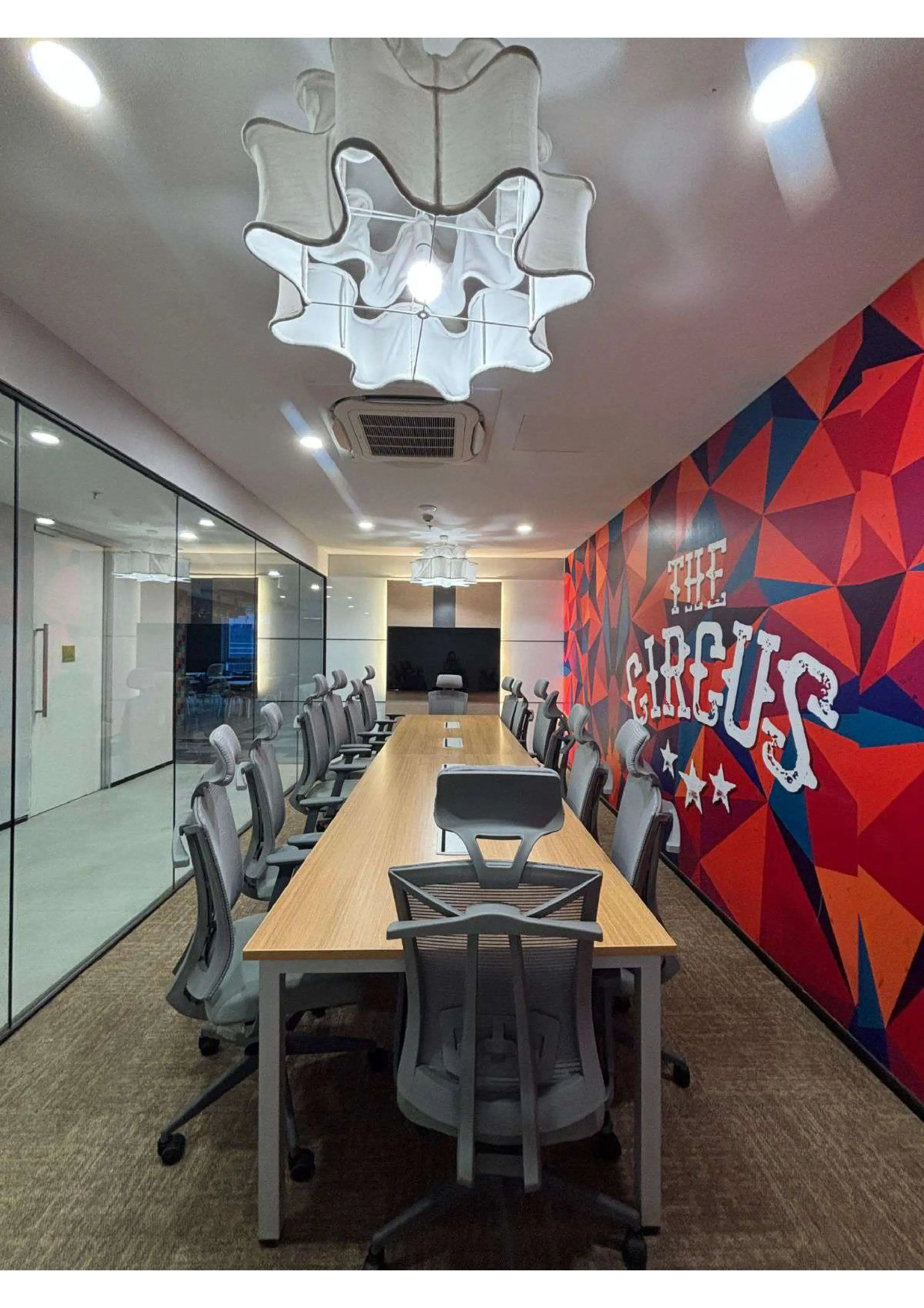 Softree open-plan workspace
