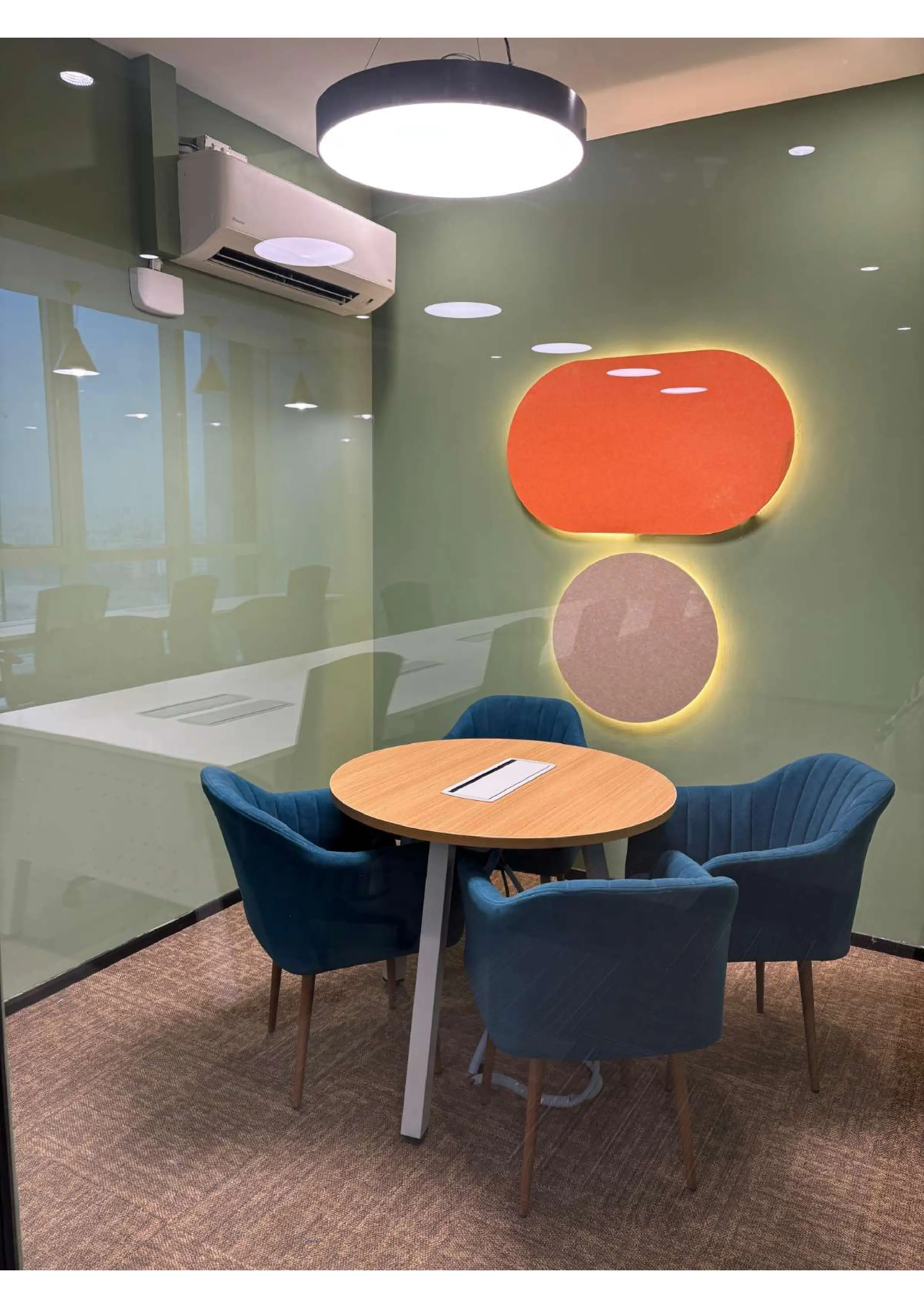 Softree café and lunch area